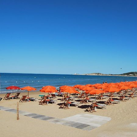 Santa Maria Villaggio Turistico 维耶斯泰 外观 照片
